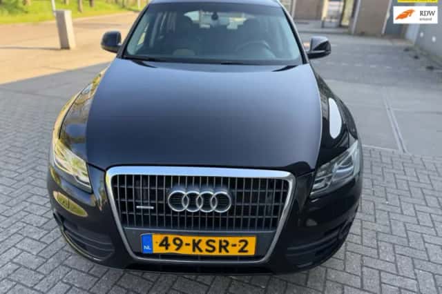 Audi Q5 (2010) thumbnail 1