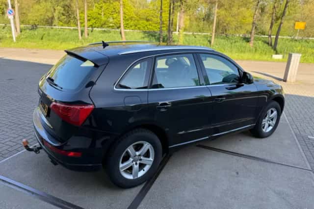 Audi Q5 (2010) thumbnail 5