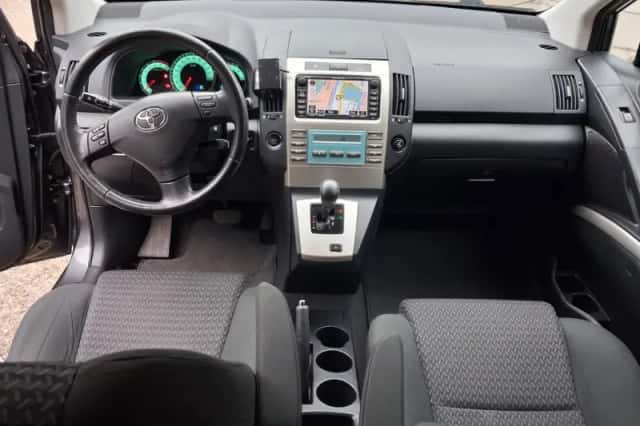 Toyota Verso (2008) thumbnail 6