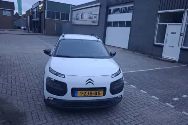 Citroën C4 Cactus (2015) thumbnail 2
