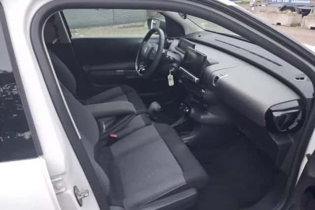 Citroën C4 Cactus (2015) thumbnail 6