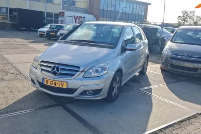 Mercedes-Benz B-Klasse (2009) thumbnail 1