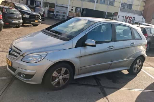 Mercedes-Benz B-Klasse (2009) thumbnail 3