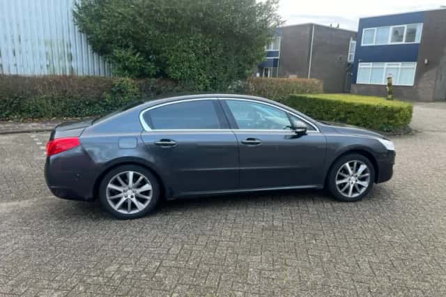 Peugeot 508 (2011) thumbnail 1