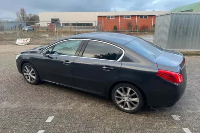 Peugeot 508 (2011) thumbnail 6