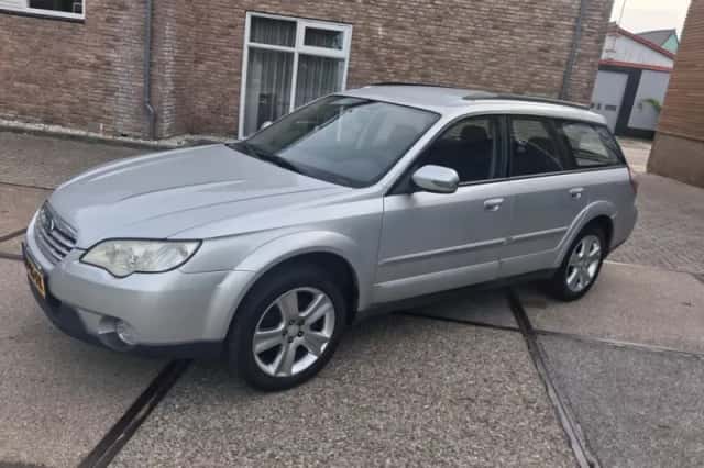 Subaru Outback (2007) thumbnail 2