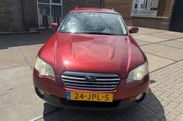 Subaru Outback (2009) thumbnail 2