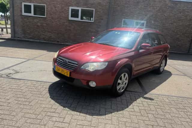 Subaru Outback (2009) thumbnail 4