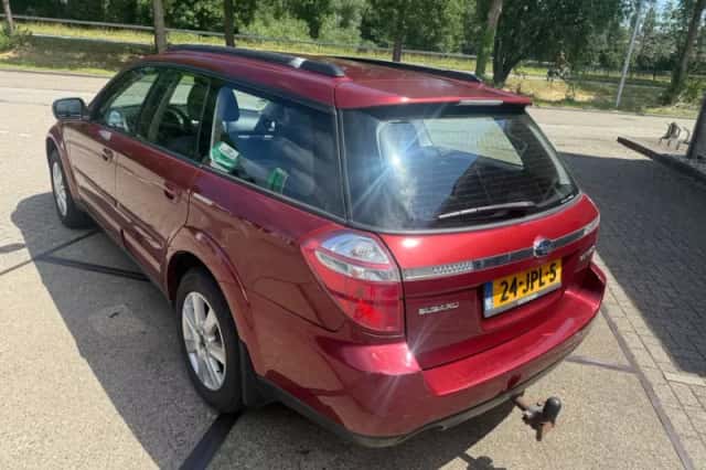 Subaru Outback (2009) thumbnail 5