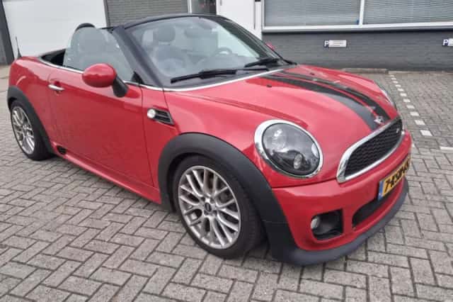 MINI Cabrio (2013) thumbnail 5