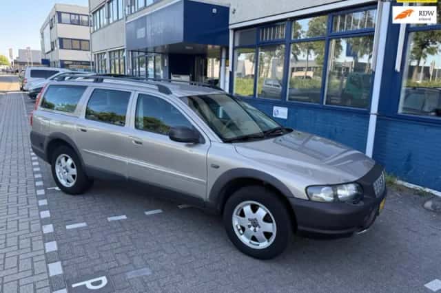 Volvo V70 (2001) thumbnail 1