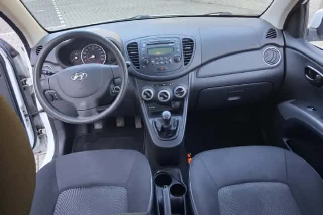 Hyundai i10 (2013) thumbnail 6
