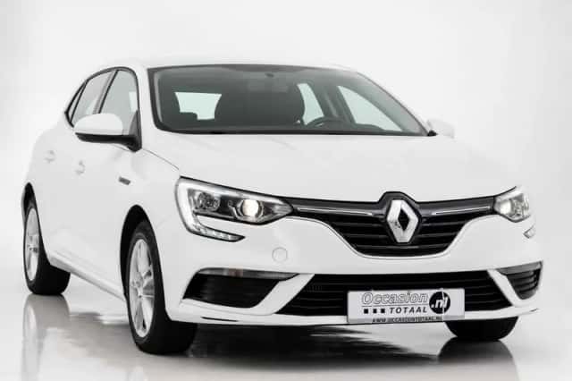 Renault Mégane (2017) thumbnail 3