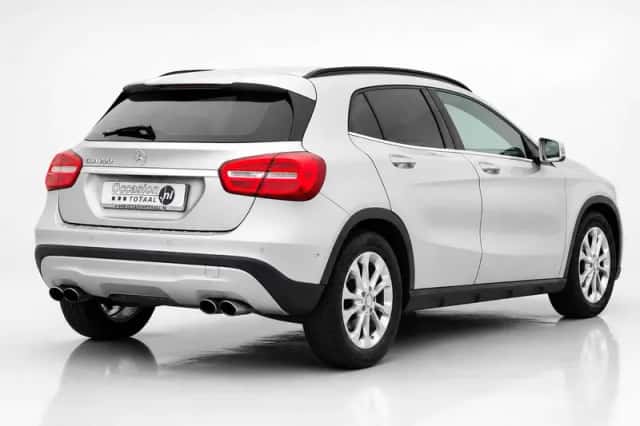 Mercedes-Benz GLA-Klasse (2015) thumbnail 6