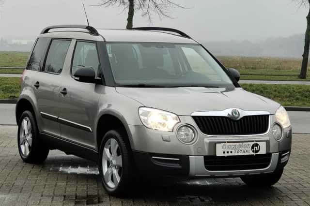 Škoda Yeti (2010) thumbnail 3