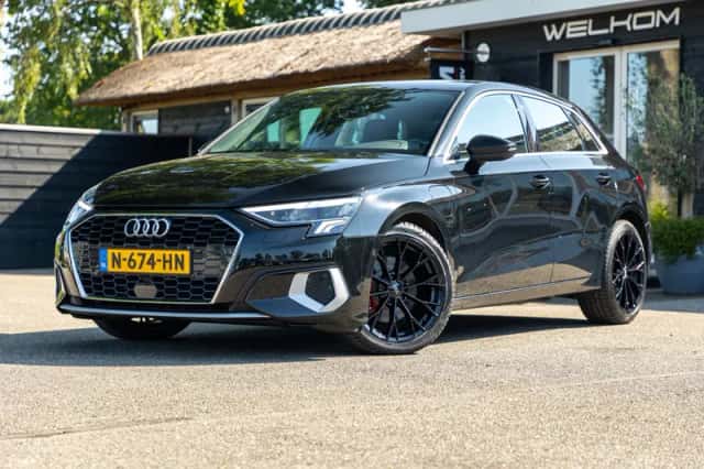 Audi A3 (2021) thumbnail 1