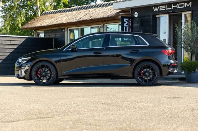 Audi A3 (2021) thumbnail 4