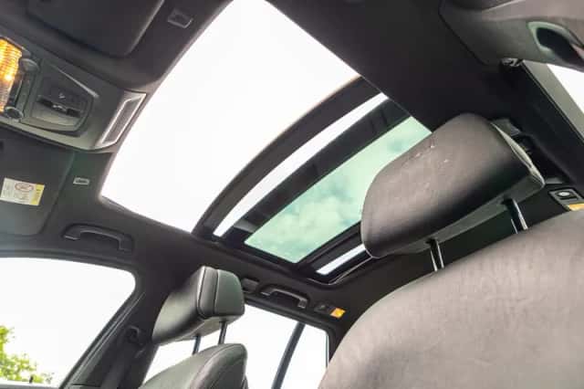 BMW 5-Serie (2013) thumbnail 6