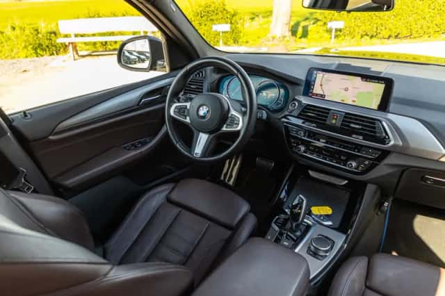 BMW X3 (2020) thumbnail 2