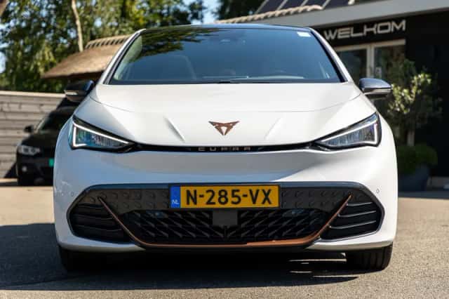 CUPRA Born (2021) thumbnail 5