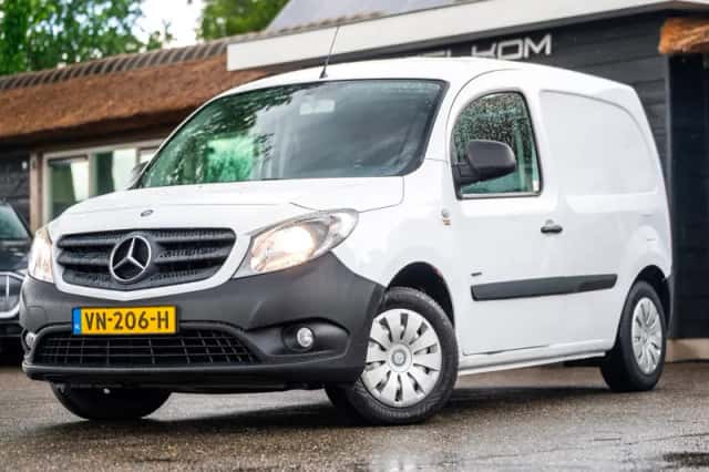 Mercedes-Benz Citan (2015) thumbnail 1