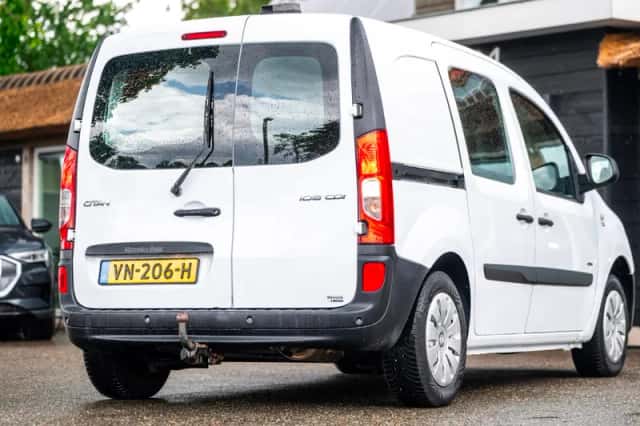 Mercedes-Benz Citan (2015) thumbnail 3
