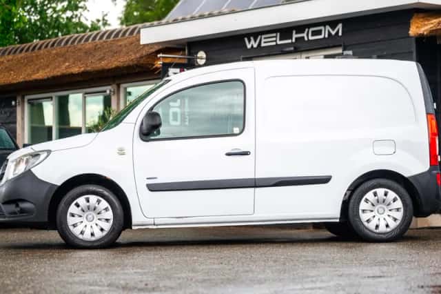 Mercedes-Benz Citan (2015) thumbnail 5