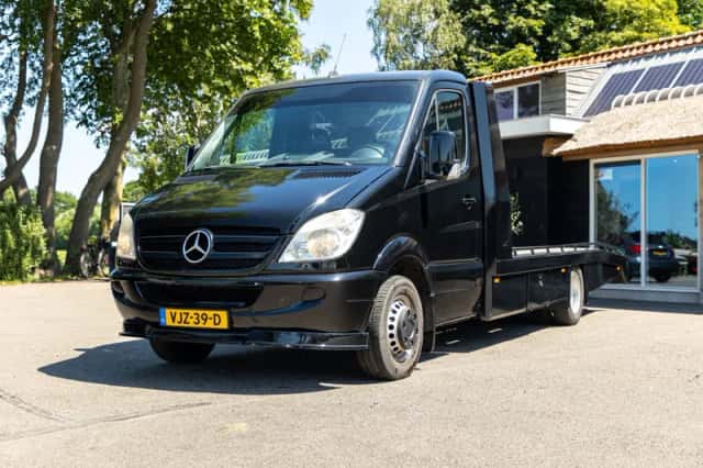 Mercedes-Benz Sprinter (2010) thumbnail 5