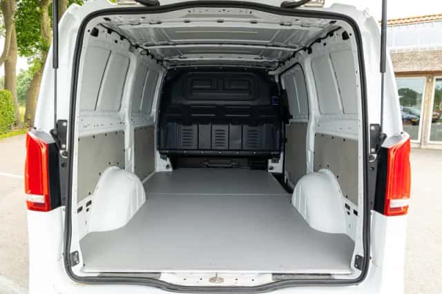 Mercedes-Benz Vito (2021) thumbnail 5