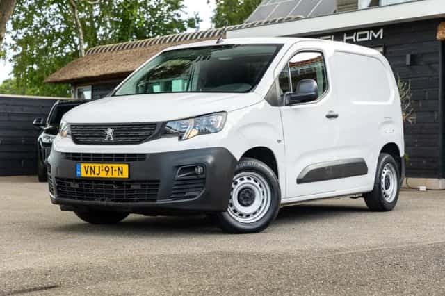 Peugeot Partner (2021) thumbnail 1