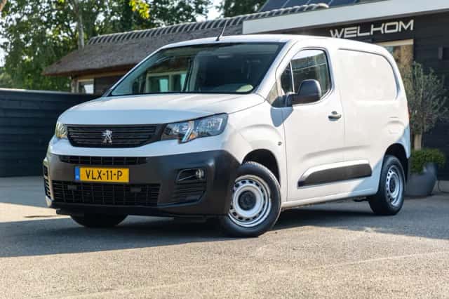 Peugeot Partner (2021) thumbnail 1