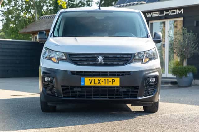 Peugeot Partner (2021) thumbnail 6