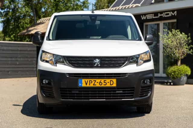 Peugeot Partner (2022) thumbnail 5