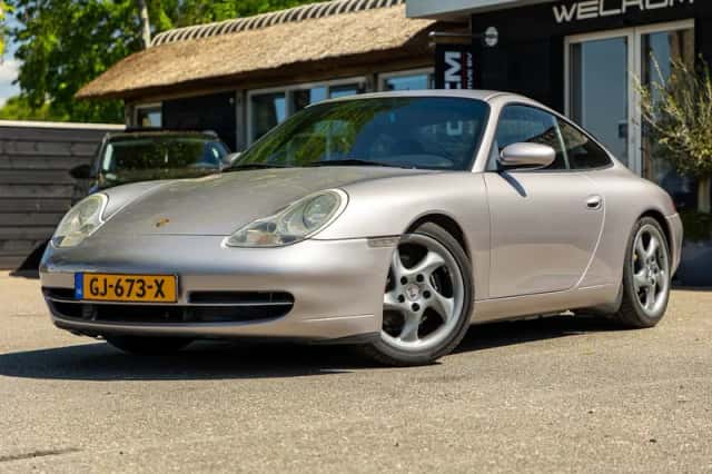 Porsche 911 (2001) thumbnail 1