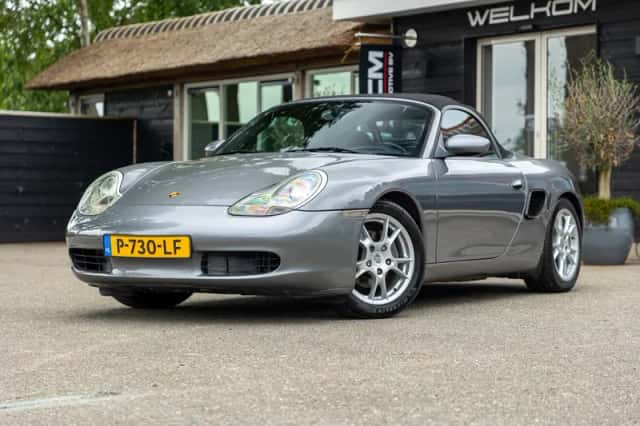 Porsche Boxster (2002) thumbnail 1