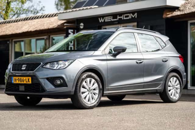 SEAT Arona (2018) thumbnail 6