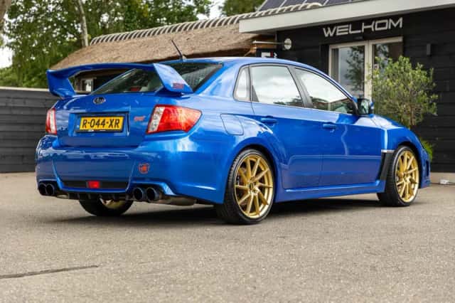 Subaru WRX STI (2012) thumbnail 3