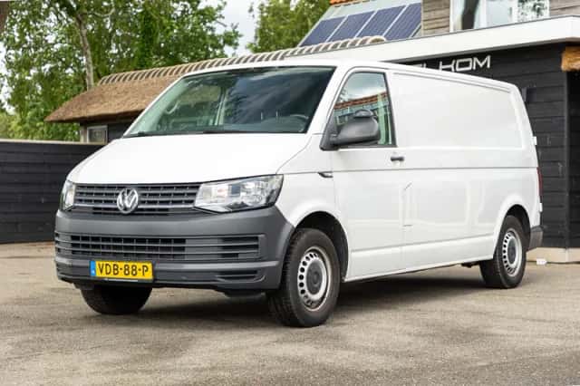 Volkswagen Transporter (2019) thumbnail 5