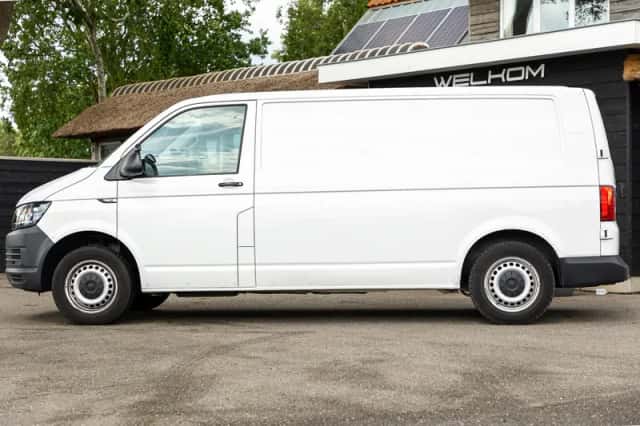 Volkswagen Transporter (2019) thumbnail 6