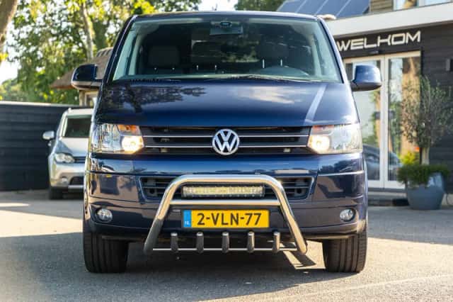 Volkswagen Transporter (2011) thumbnail 4