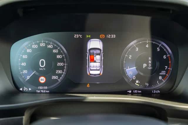 Volvo XC40 (2019) thumbnail 6