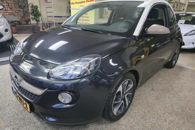 Opel Adam (2015) thumbnail 1