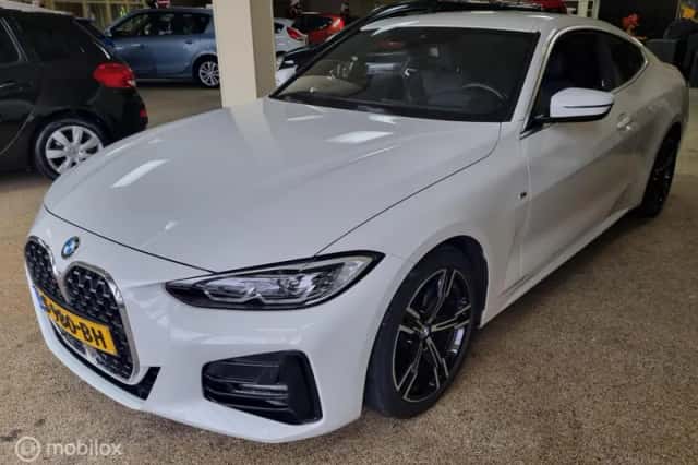 BMW 4-Serie (2021) thumbnail 1