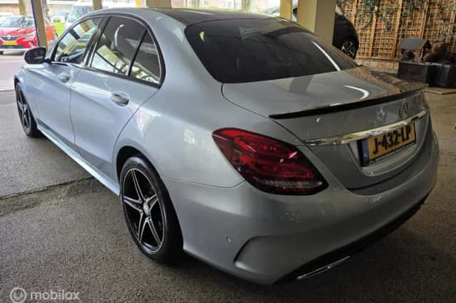 Mercedes-Benz C-Klasse (2016) thumbnail 4