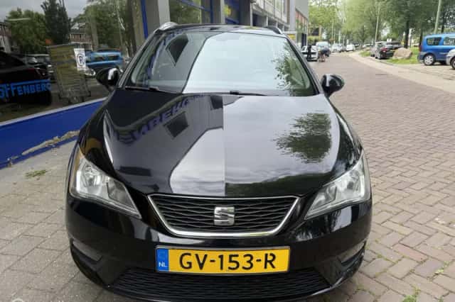 SEAT Ibiza (2015) thumbnail 3