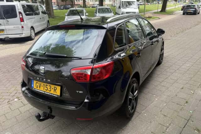 SEAT Ibiza (2015) thumbnail 5