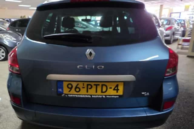 Renault Clio (2011) thumbnail 4