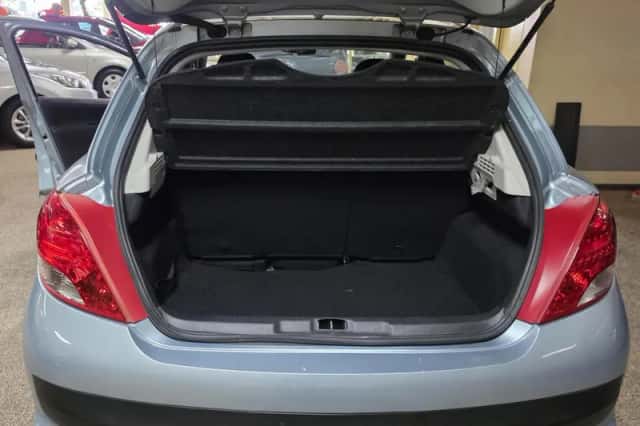 Peugeot 207 (2011) thumbnail 6