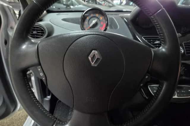 Renault Twingo (2011) thumbnail 4