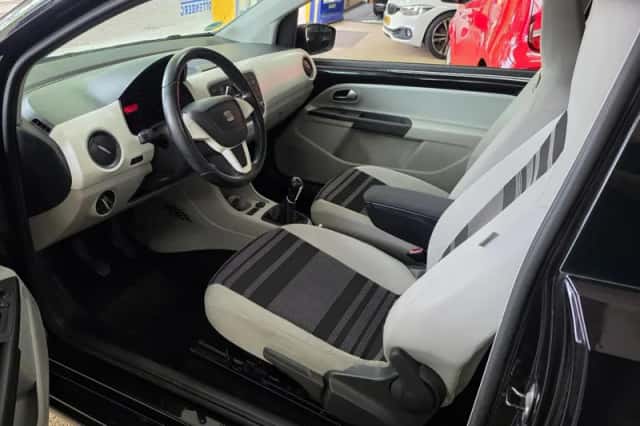 SEAT Mii (2013) thumbnail 6